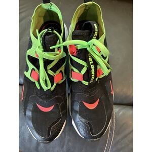 Nike Air Max Worldwide Women’s 7